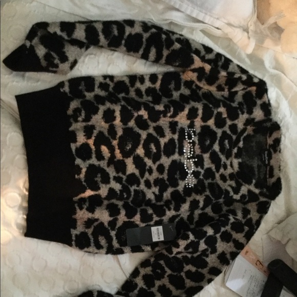 BEBE leopard sweater - Picture 2 of 3